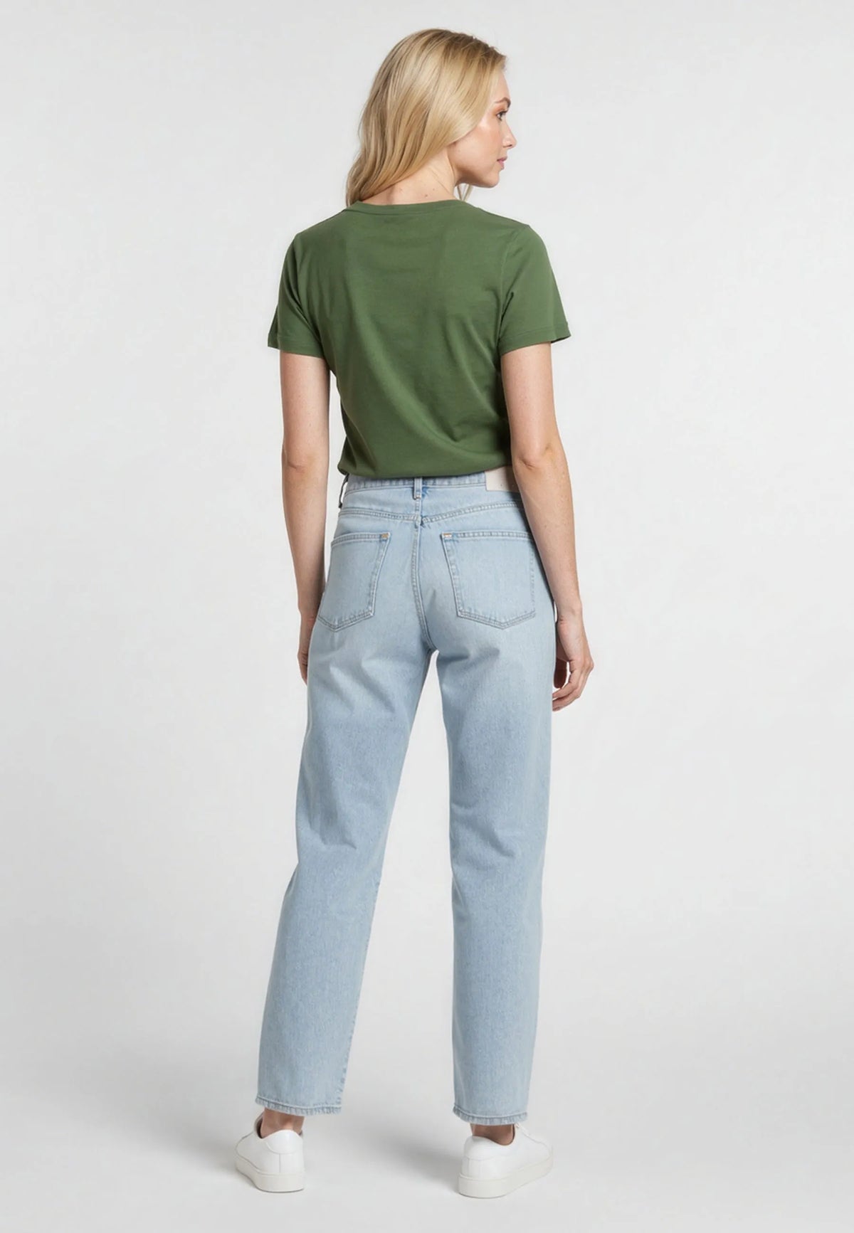 LIA slim short-sleeve T-shirt khaki stretch cotton